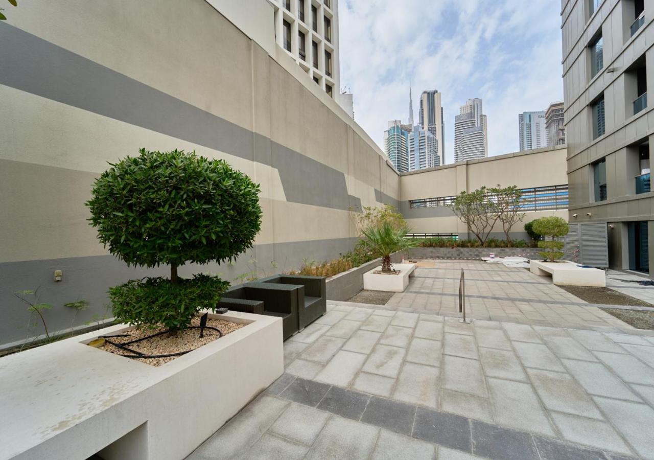 Cozy Hideaway In Luxe Business Bay By Voye Homes Dubai